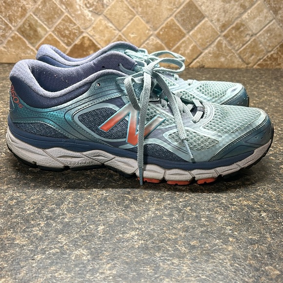 New Balance Shoes - New Balance 860V6 Blue